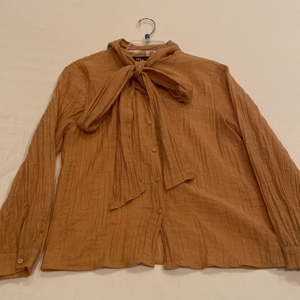Zara blouse with bow - Picture 3 of 3